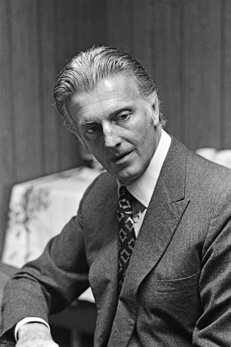 designer hubert de givenchy|hubert de givenchy fashion designer.